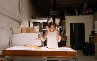 Foto Digital Mulai Ditinggalkan: Fenomena 'Analog Renaissance' 2026, Saat Generasi Muda Rela Bayar Mahal untuk Hasil Foto yang 'Tidak Sempurna